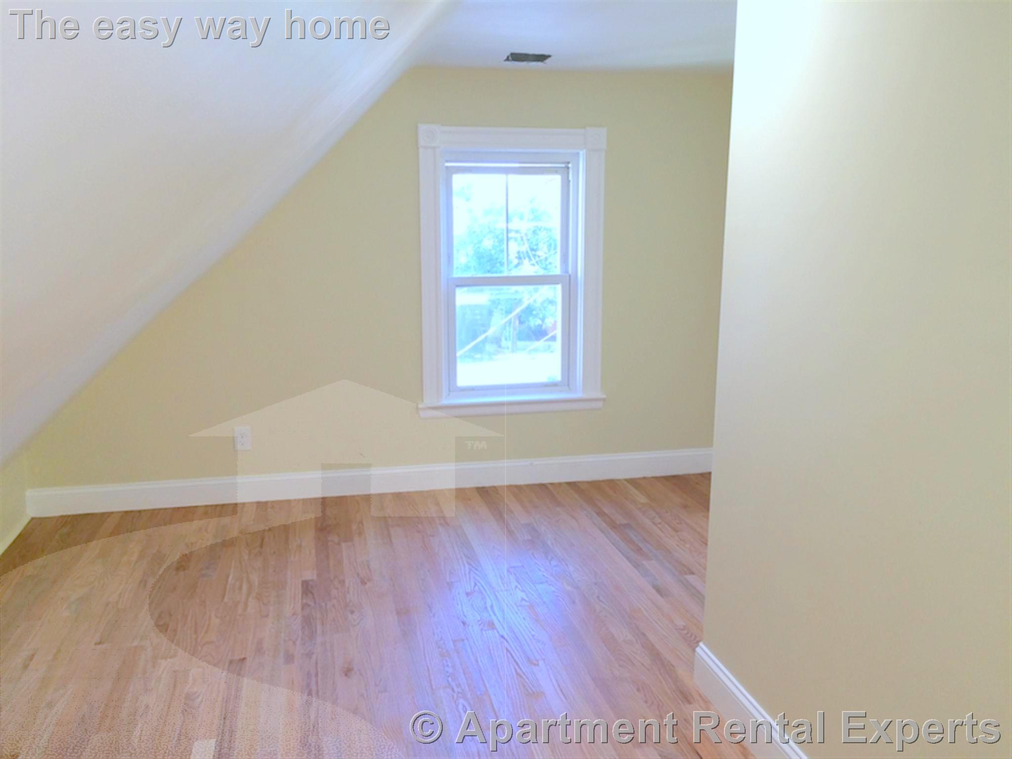 4 Porter Circle, Porter Square