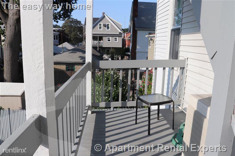 64 Yeomans Ave, Salem St. Area