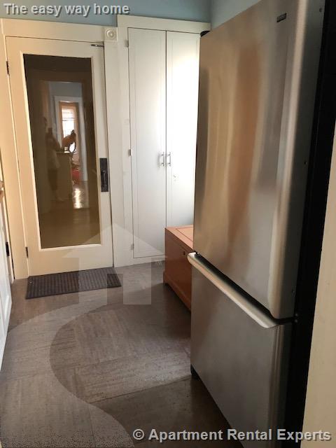 16 Cedar St, Porter Square