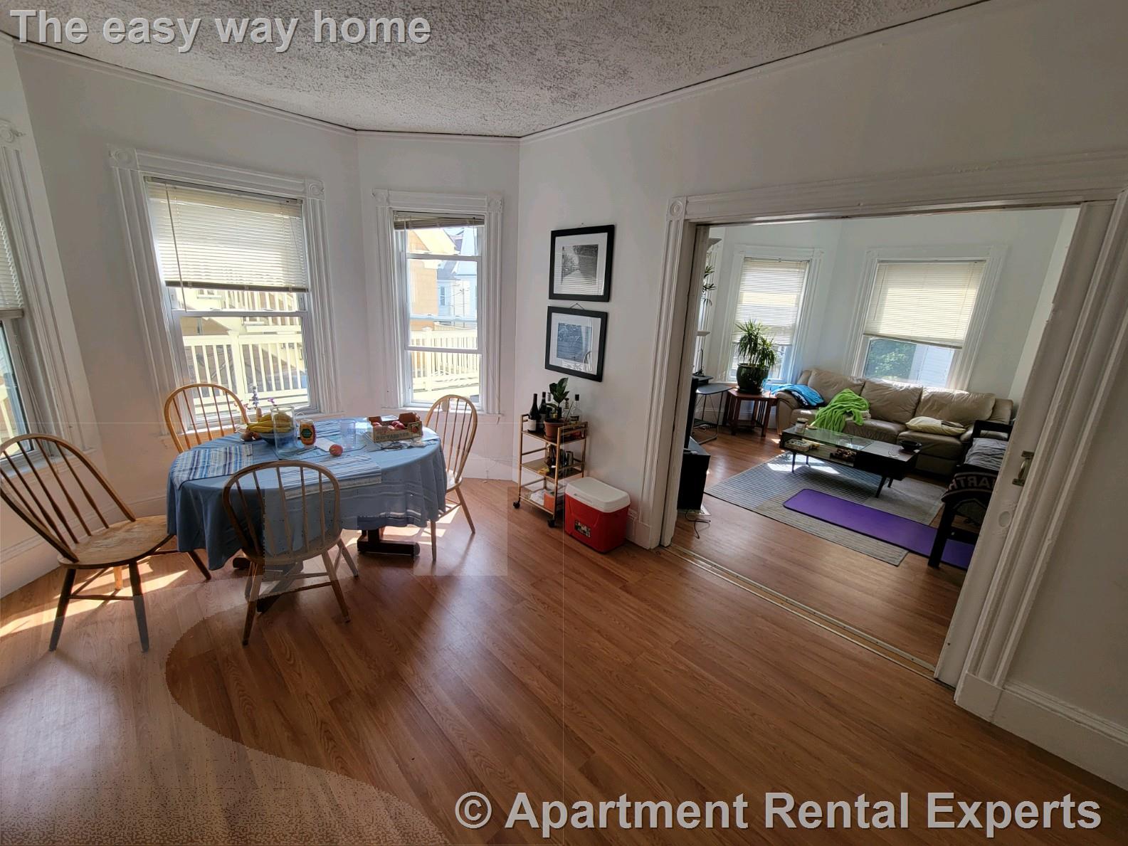 11 St Paul St, Central Square