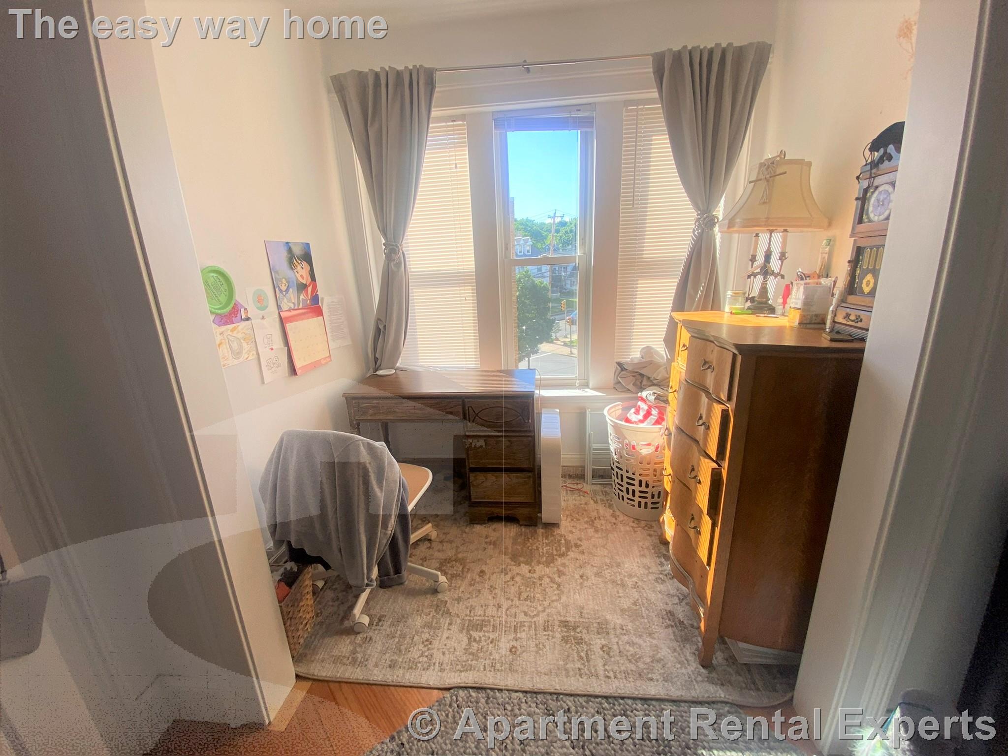 170 Maple St, Malden Center