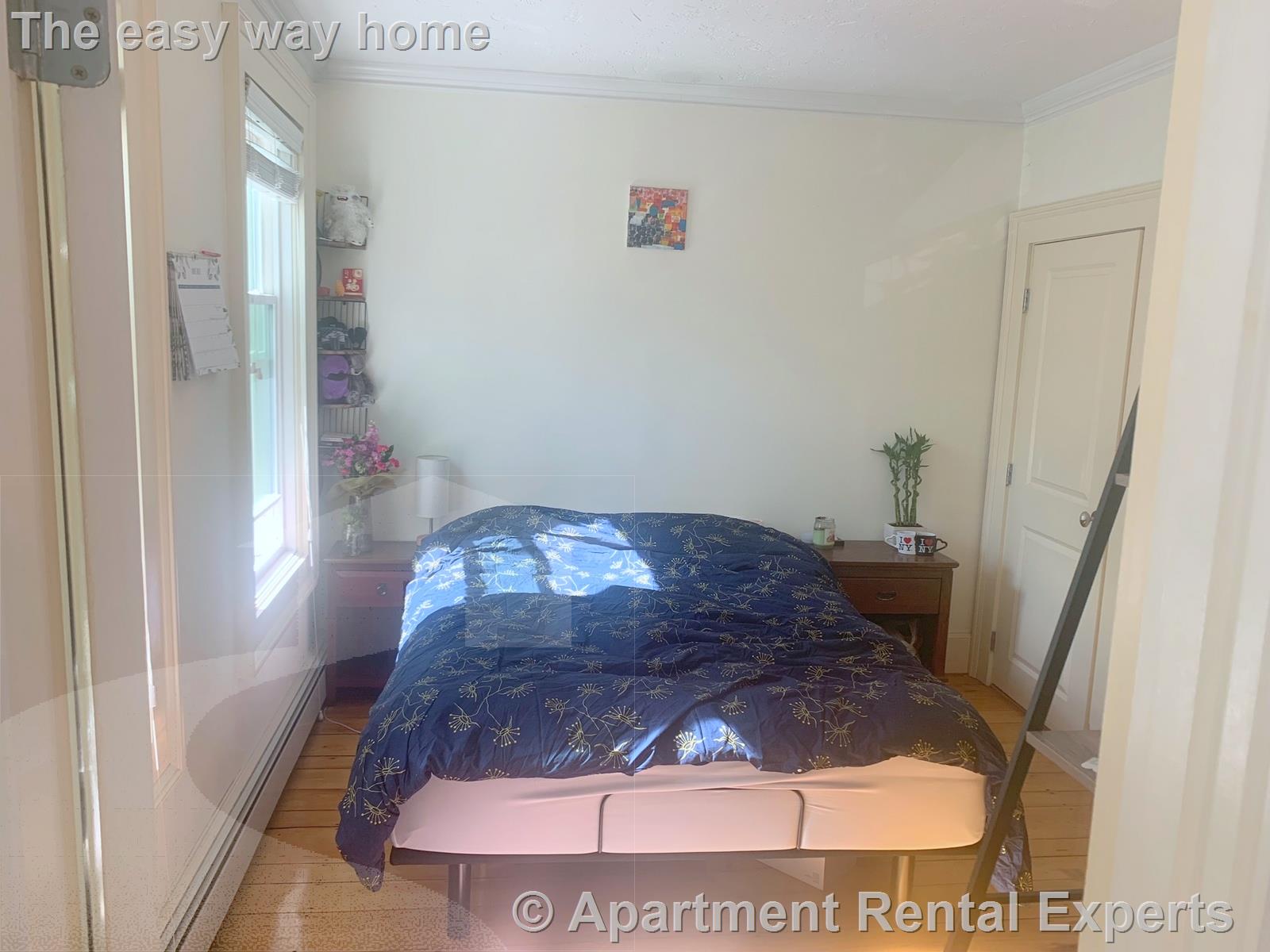 91 Montgomery St, North Cambridge