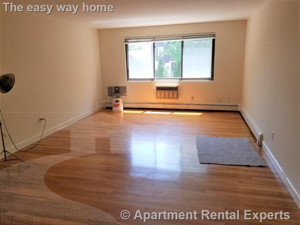 109 Oxford St, Arlington