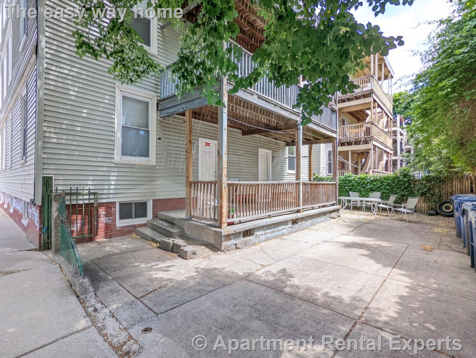 304 Western Ave, Central Square