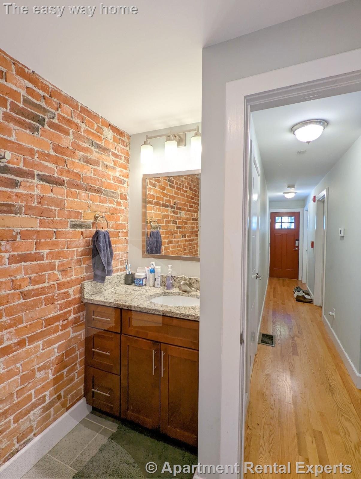 304 Western Ave, Central Square