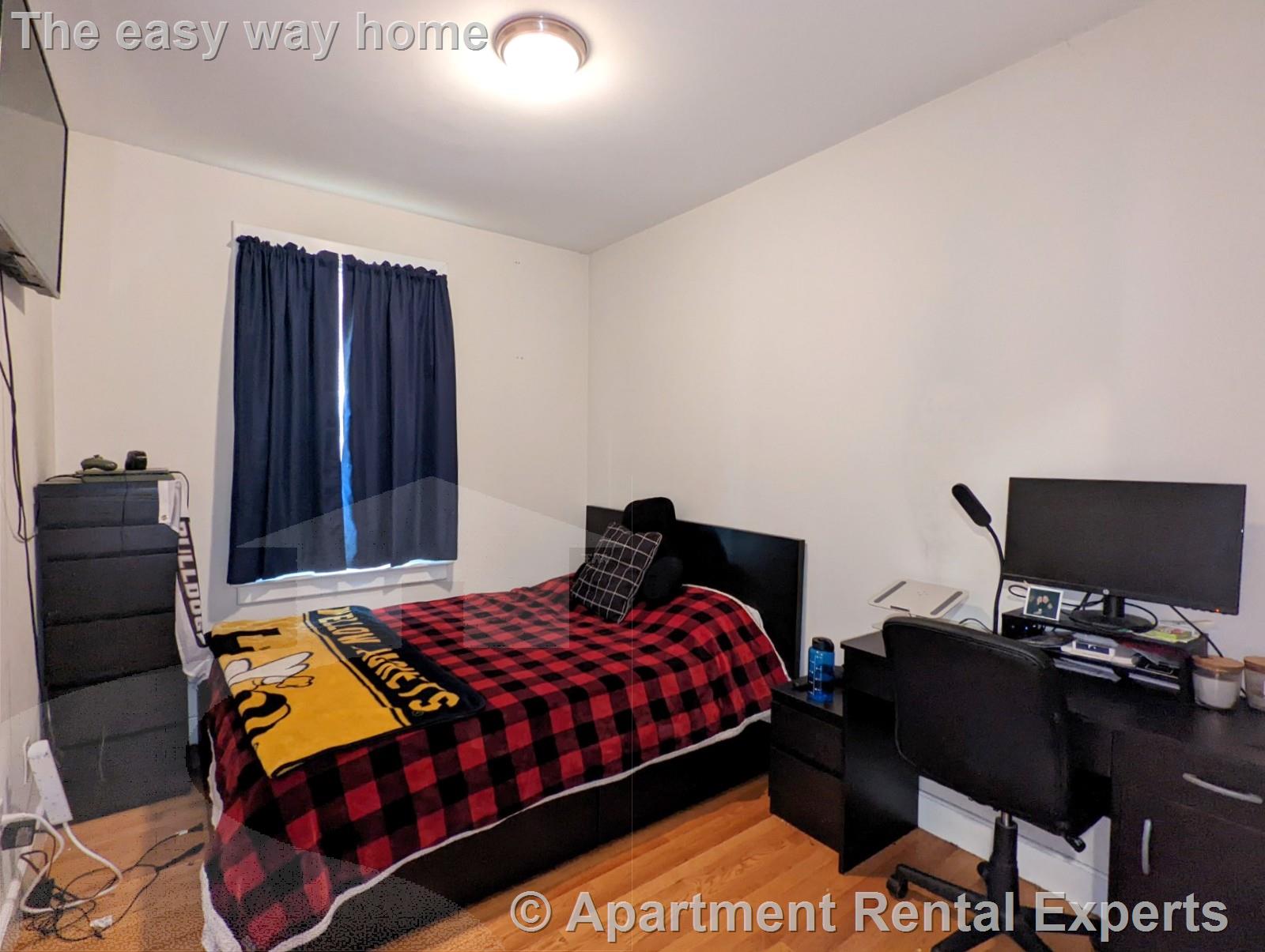 304 Western Ave, Central Square