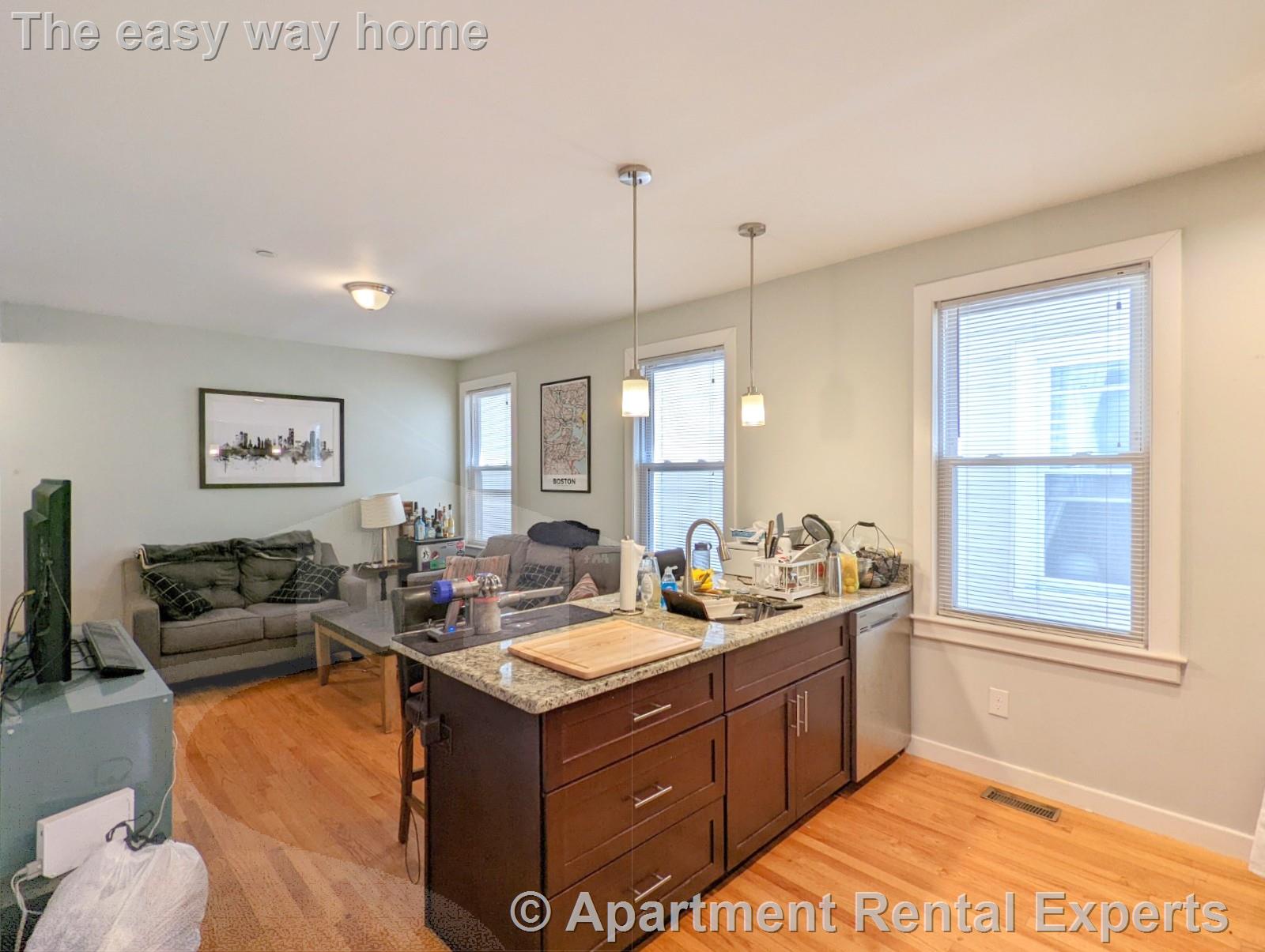 304 Western Ave, Central Square