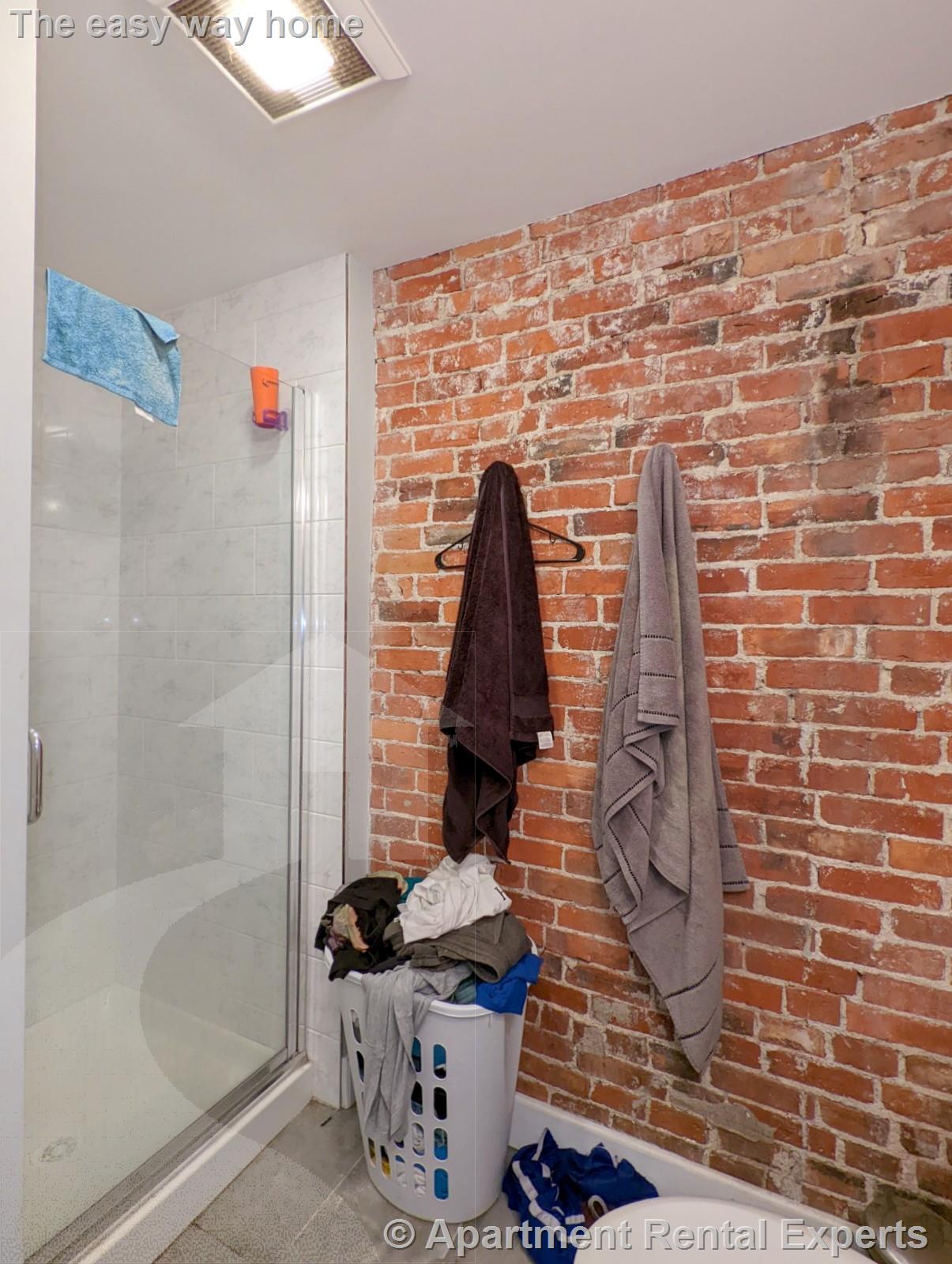 304 Western Ave, Central Square