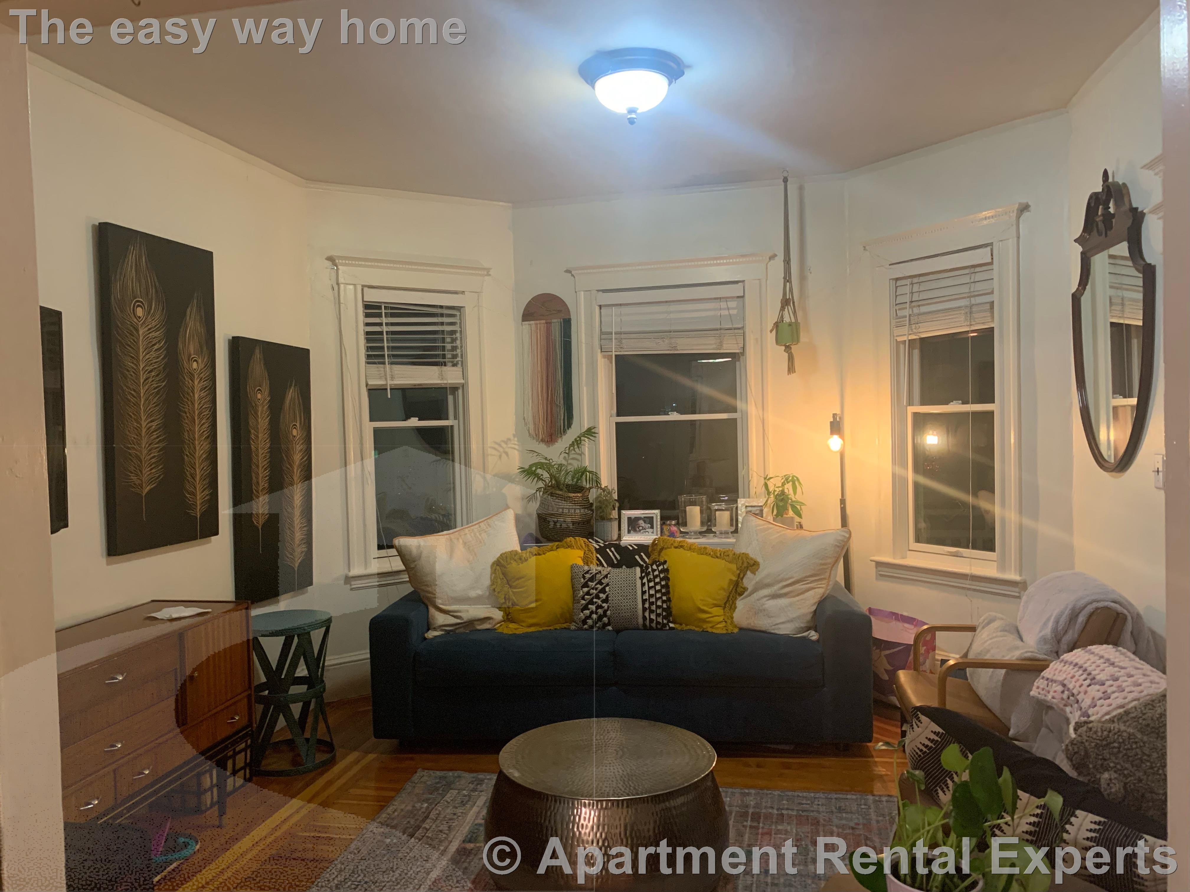 88 Bay State Ave, Davis Square