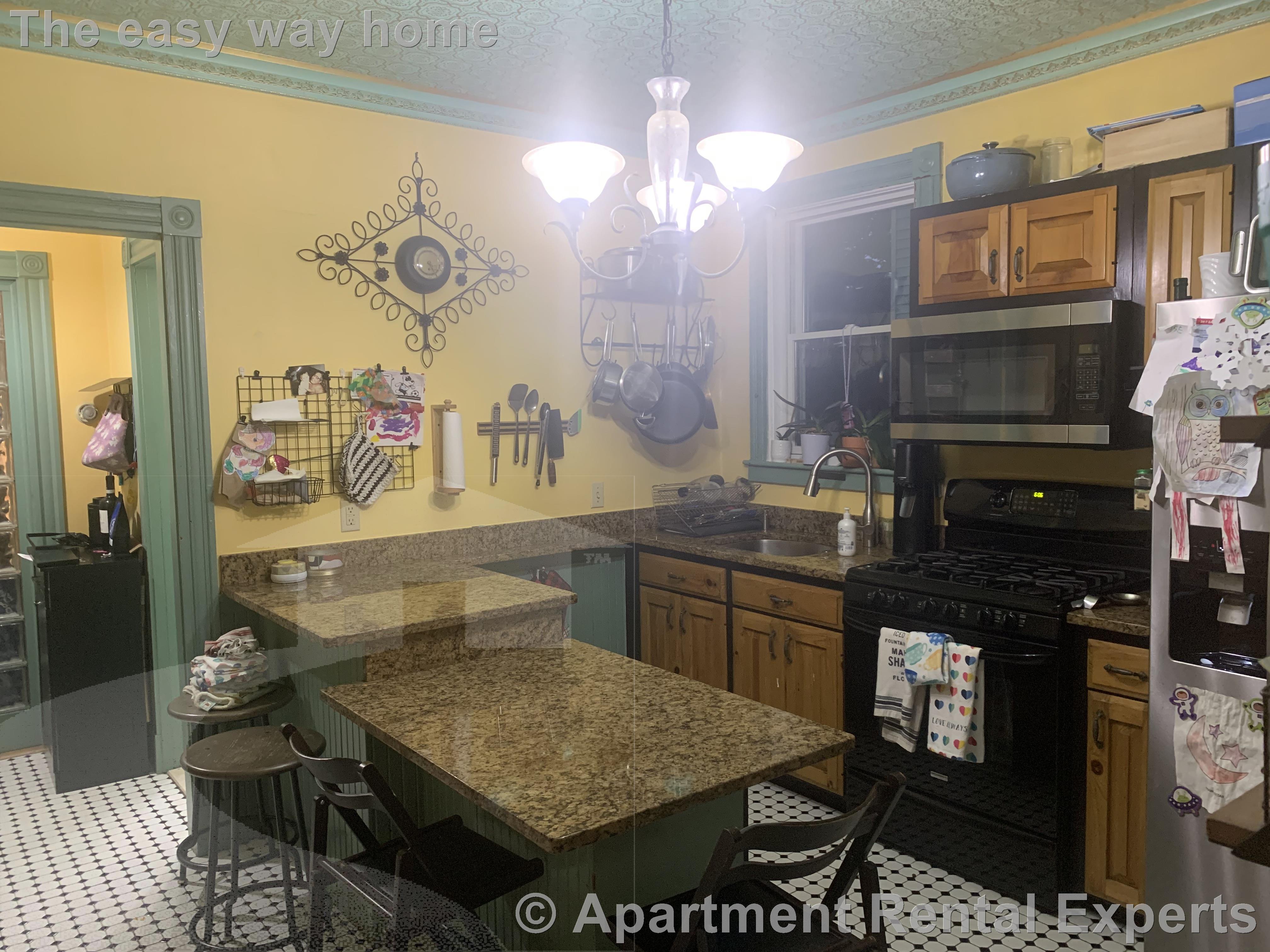 88 Bay State Ave, Davis Square