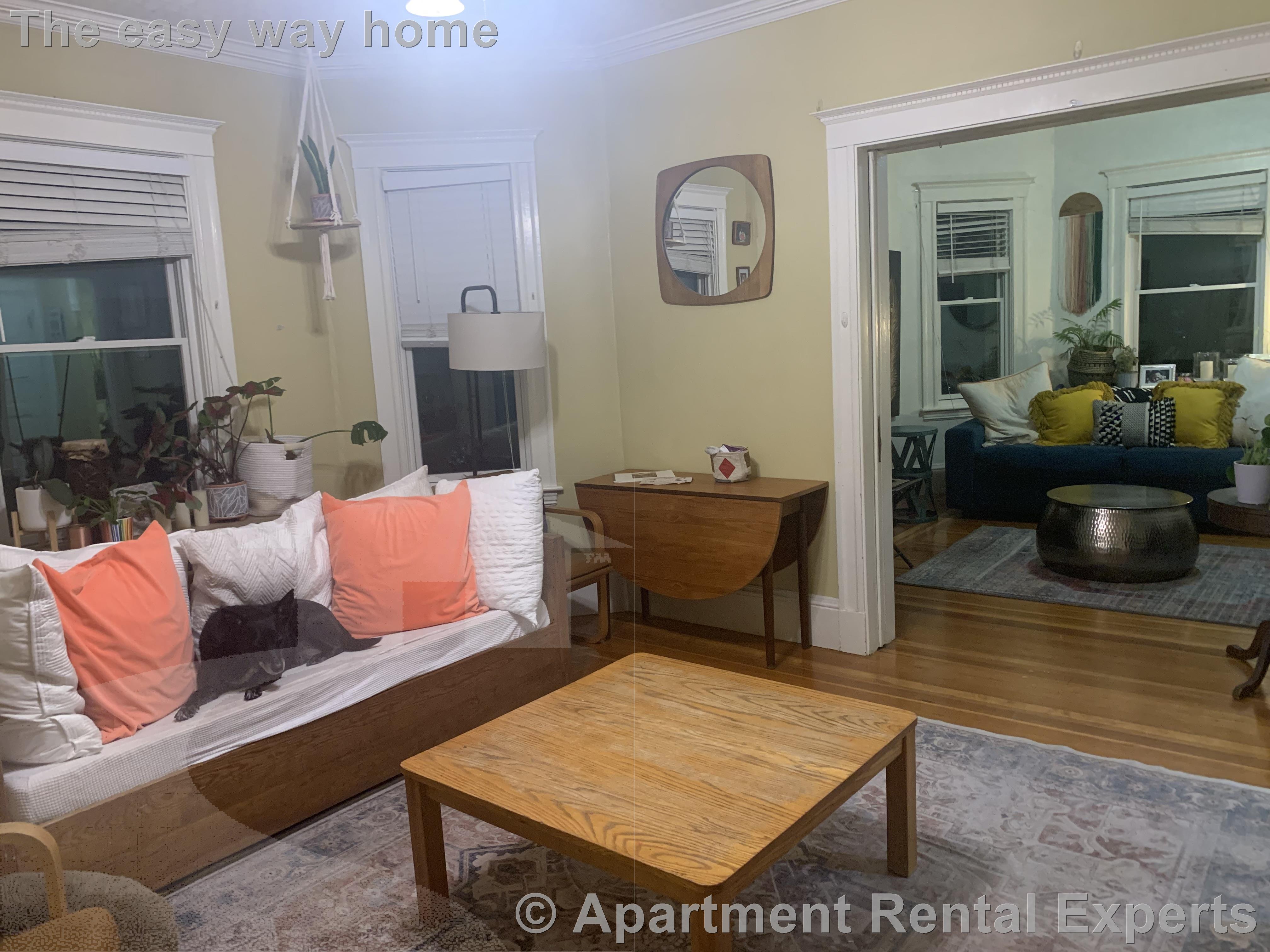 88 Bay State Ave, Davis Square