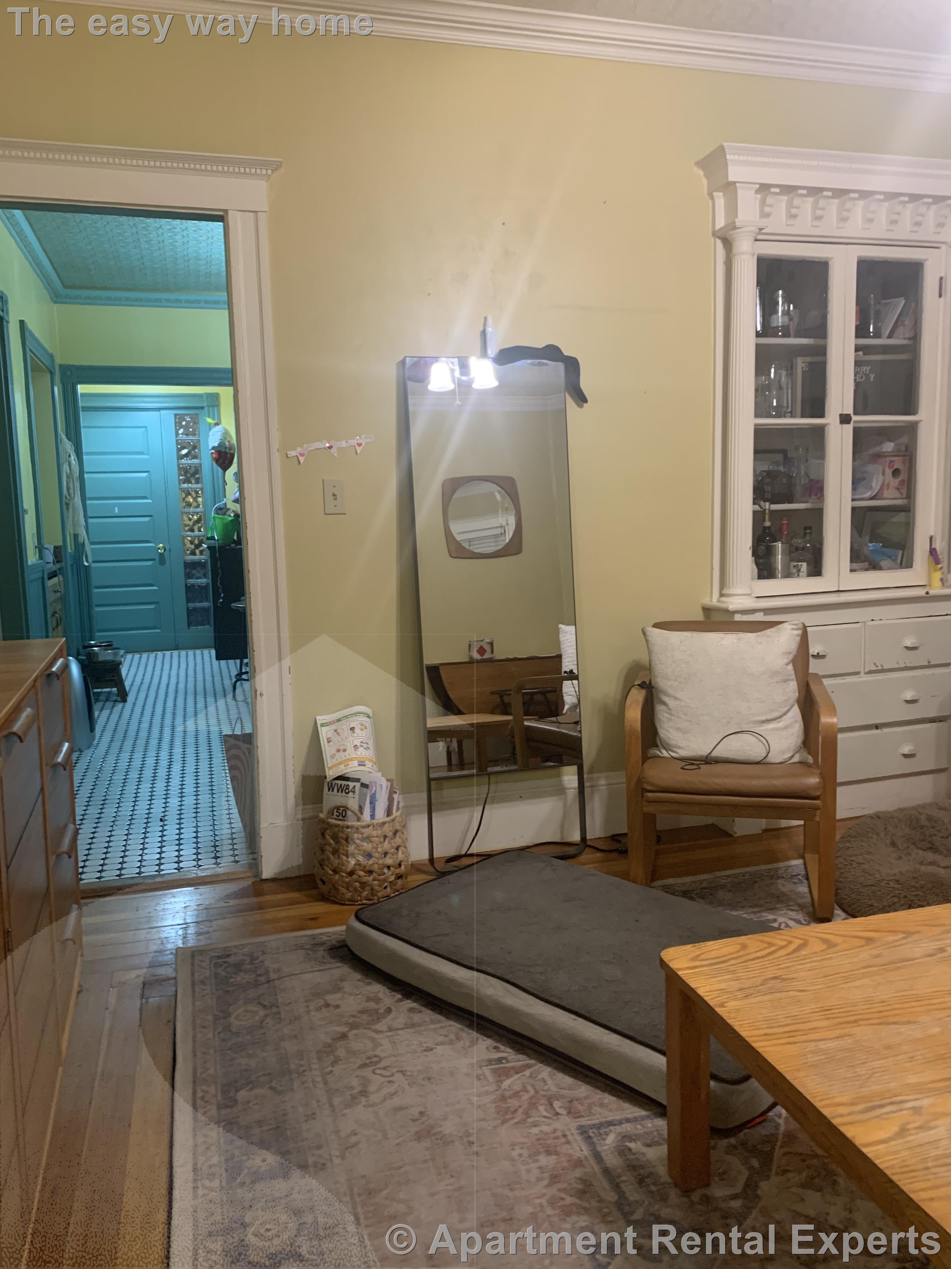 88 Bay State Ave, Davis Square