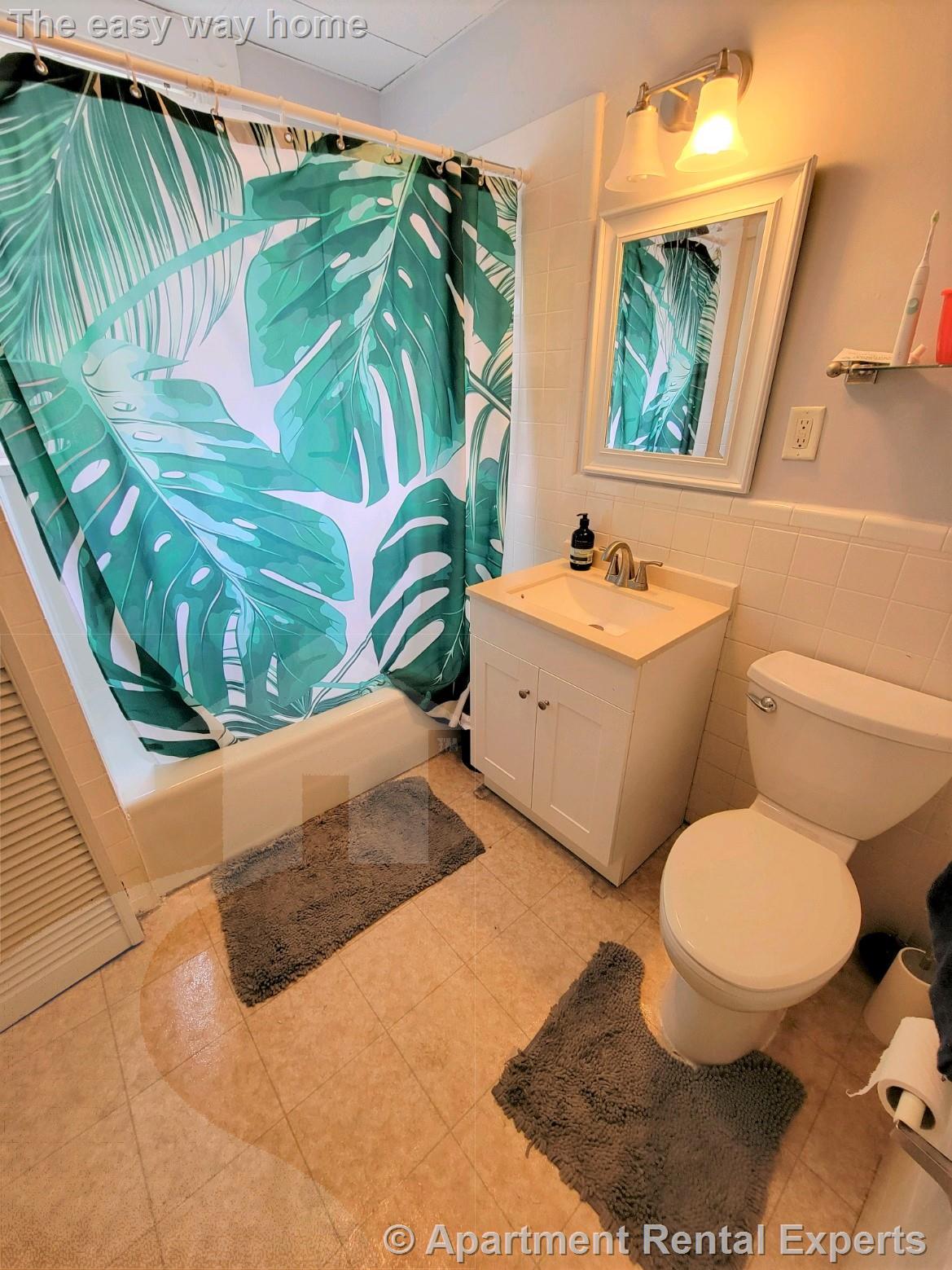 158 River St, Central Square