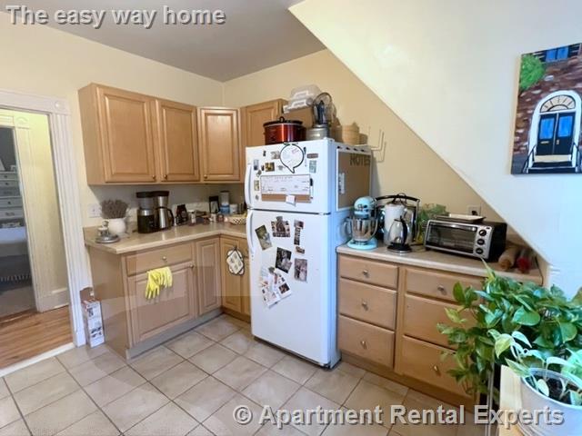 87 Sycamore St, Winter Hill