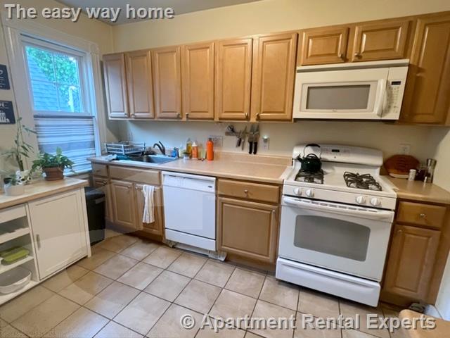 87 Sycamore St, Winter Hill