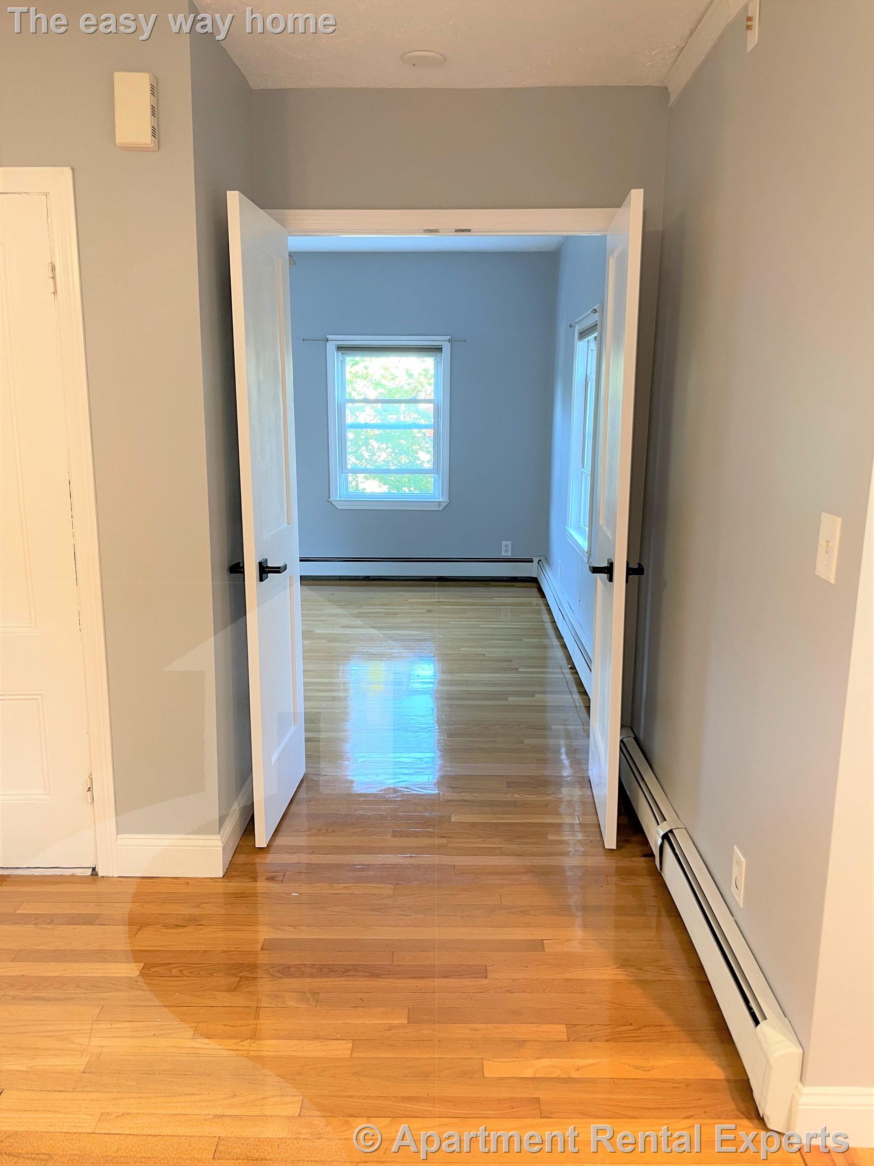 21 Garland Ave, Malden Center