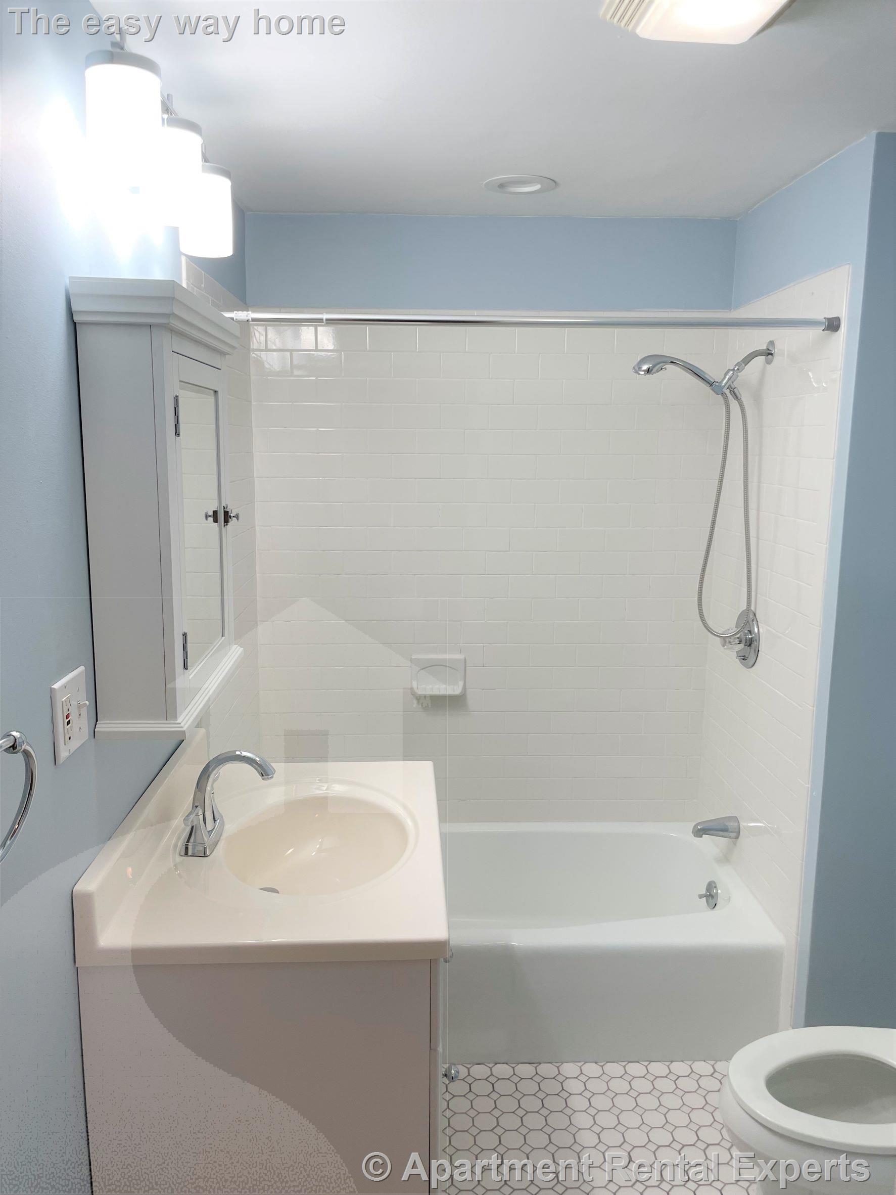 21 Garland Ave, Malden Center