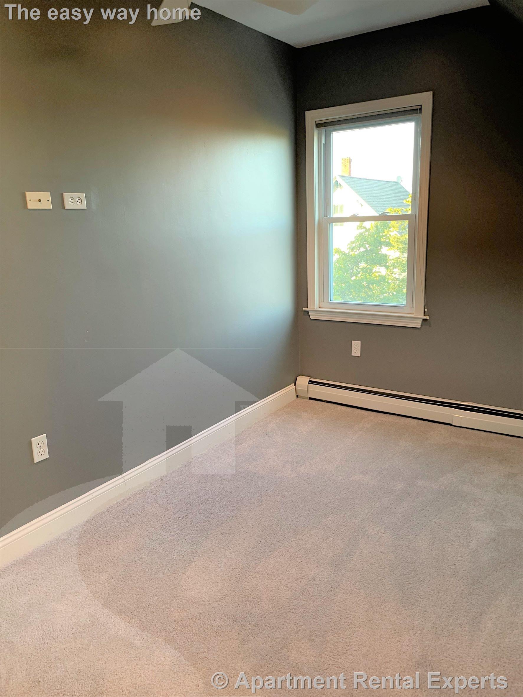 21 Garland Ave, Malden Center