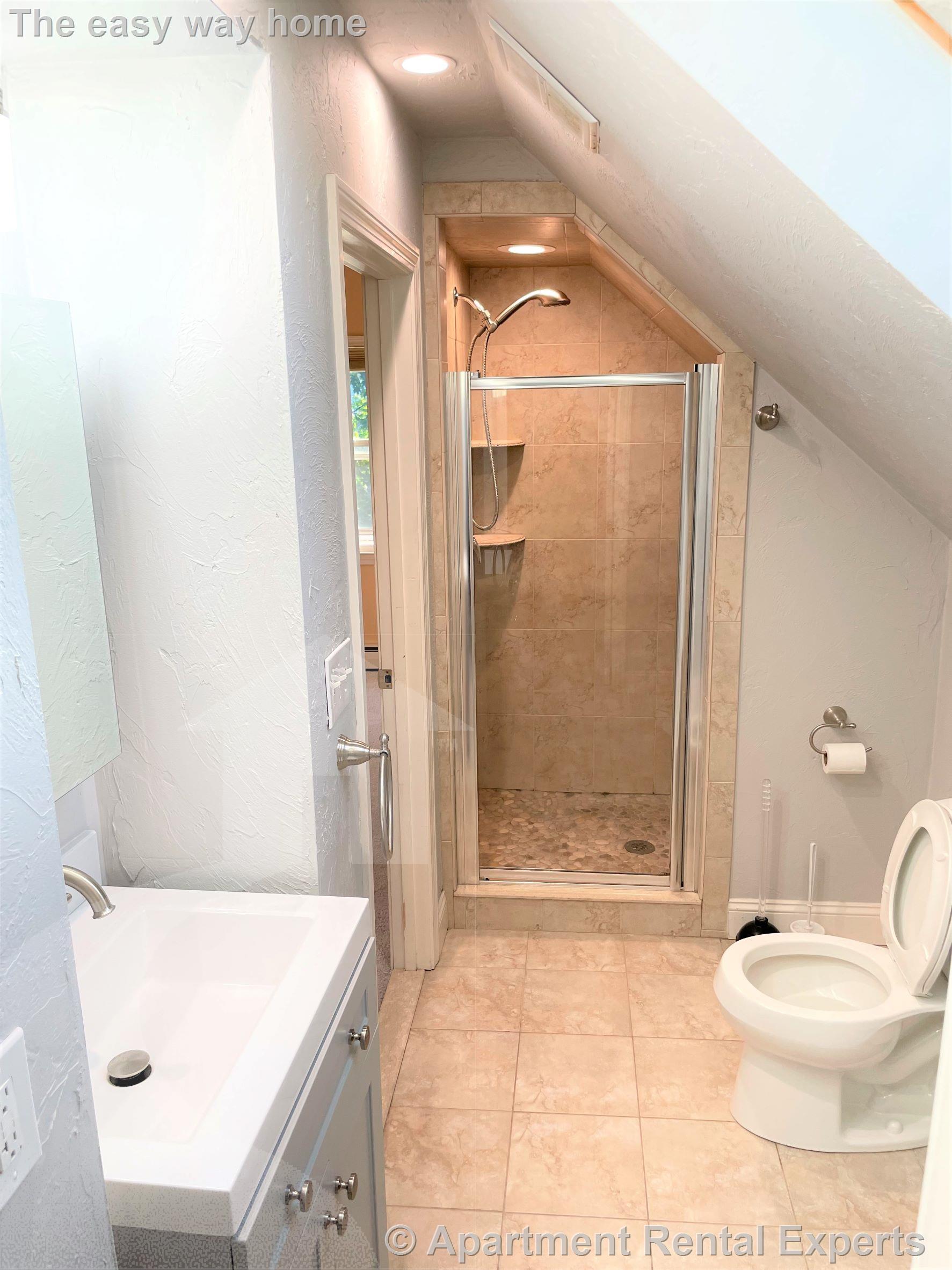 21 Garland Ave, Malden Center