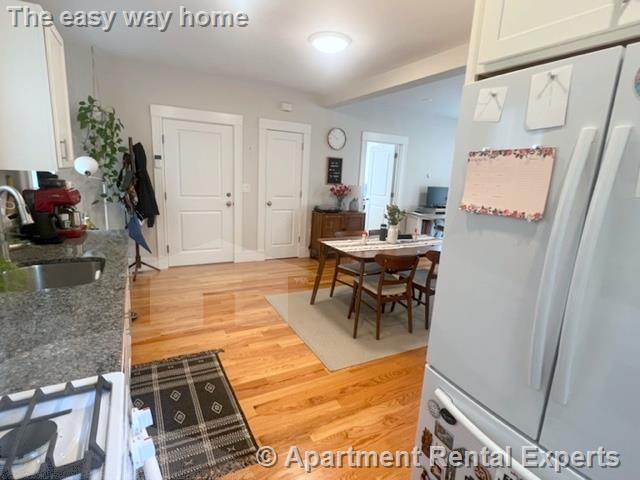 10 Linden Ave, Porter Square