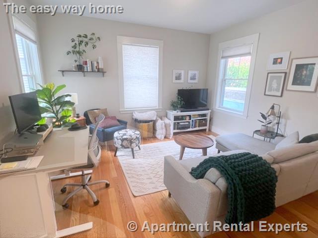 10 Linden Ave, Porter Square