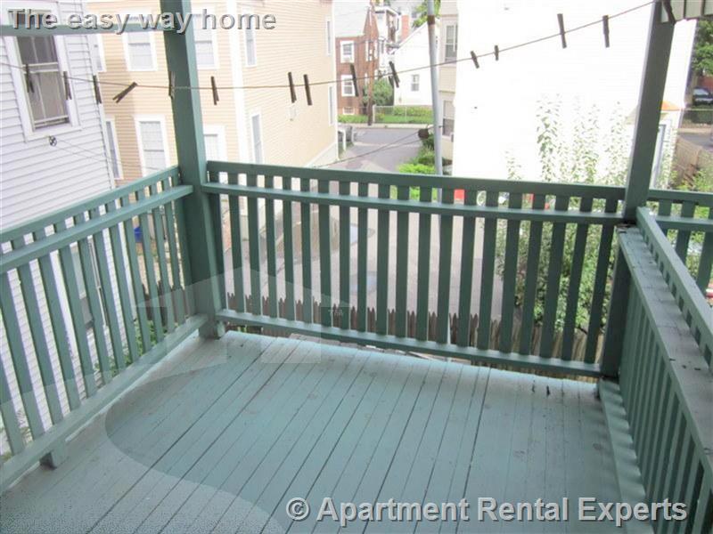 122 Columbia St, Central Square