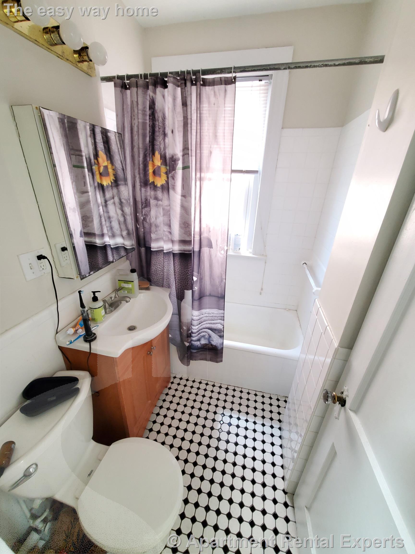 28 Langdon St, Harvard Square