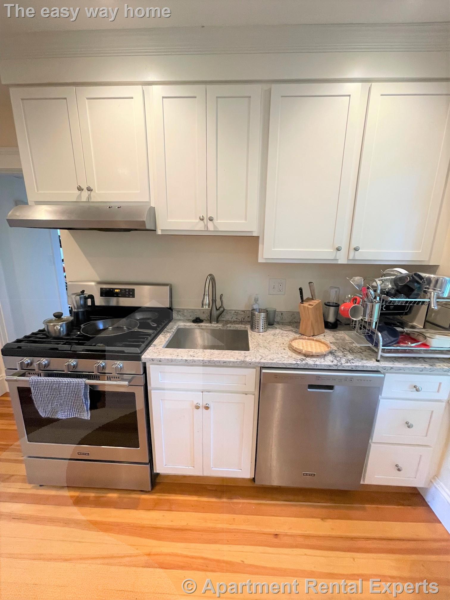 24 Ashland St, Porter Square