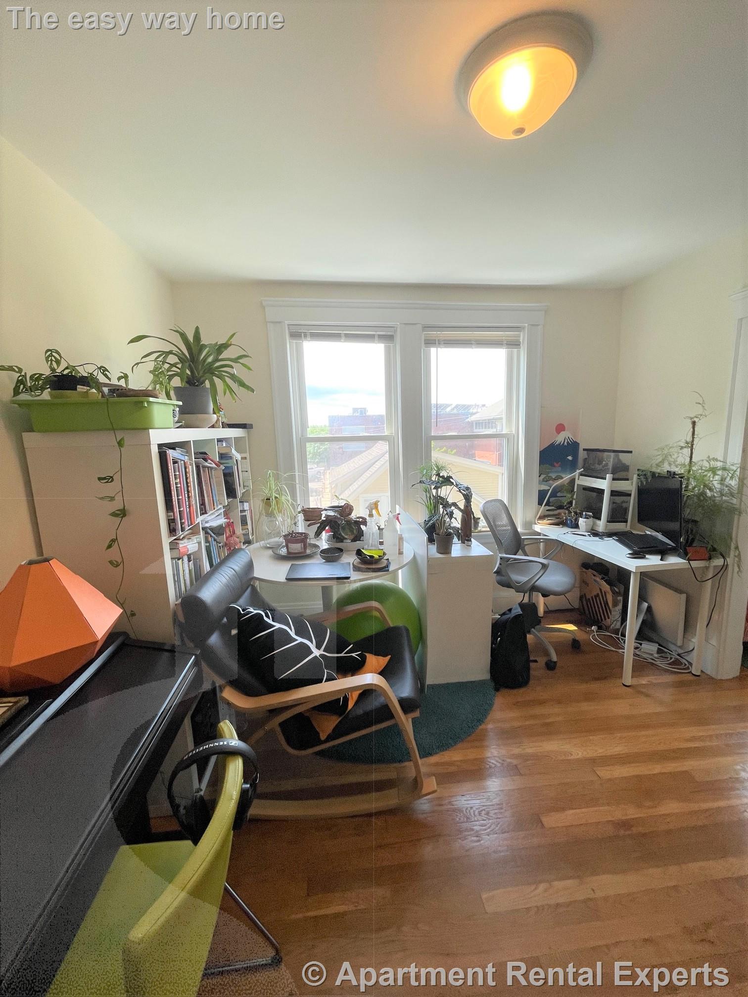 24 Ashland St, Porter Square