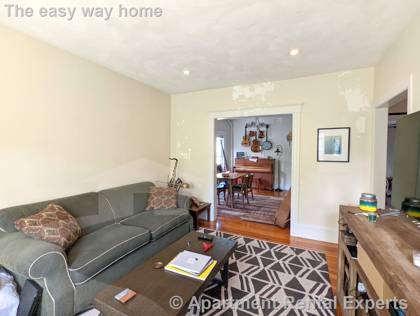 16 Hale Ave, Magoun Square