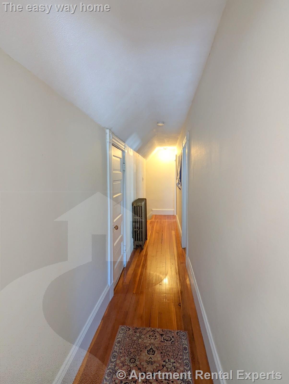 16 Hale Ave, Magoun Square