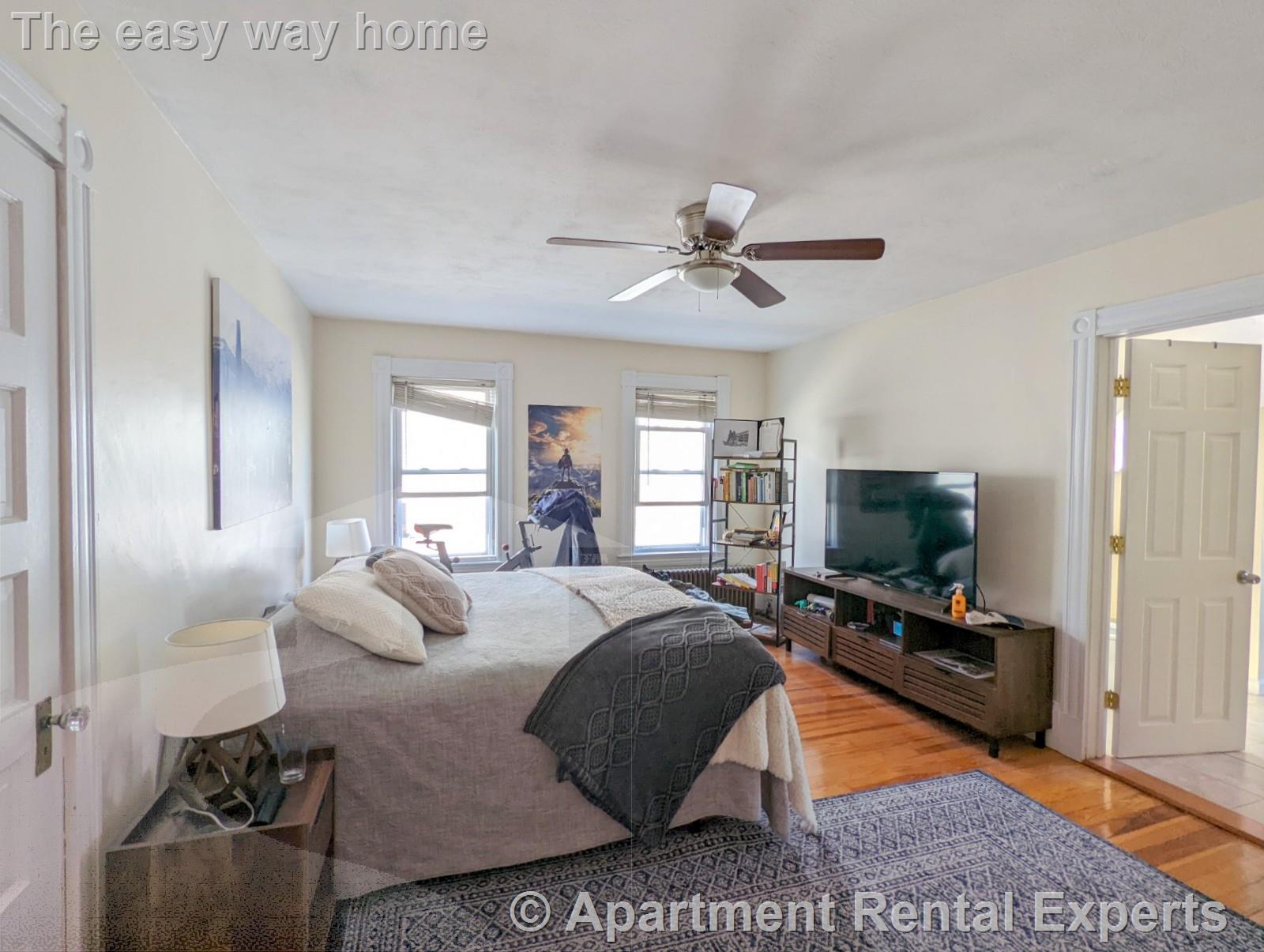 16 Hale Ave, Magoun Square