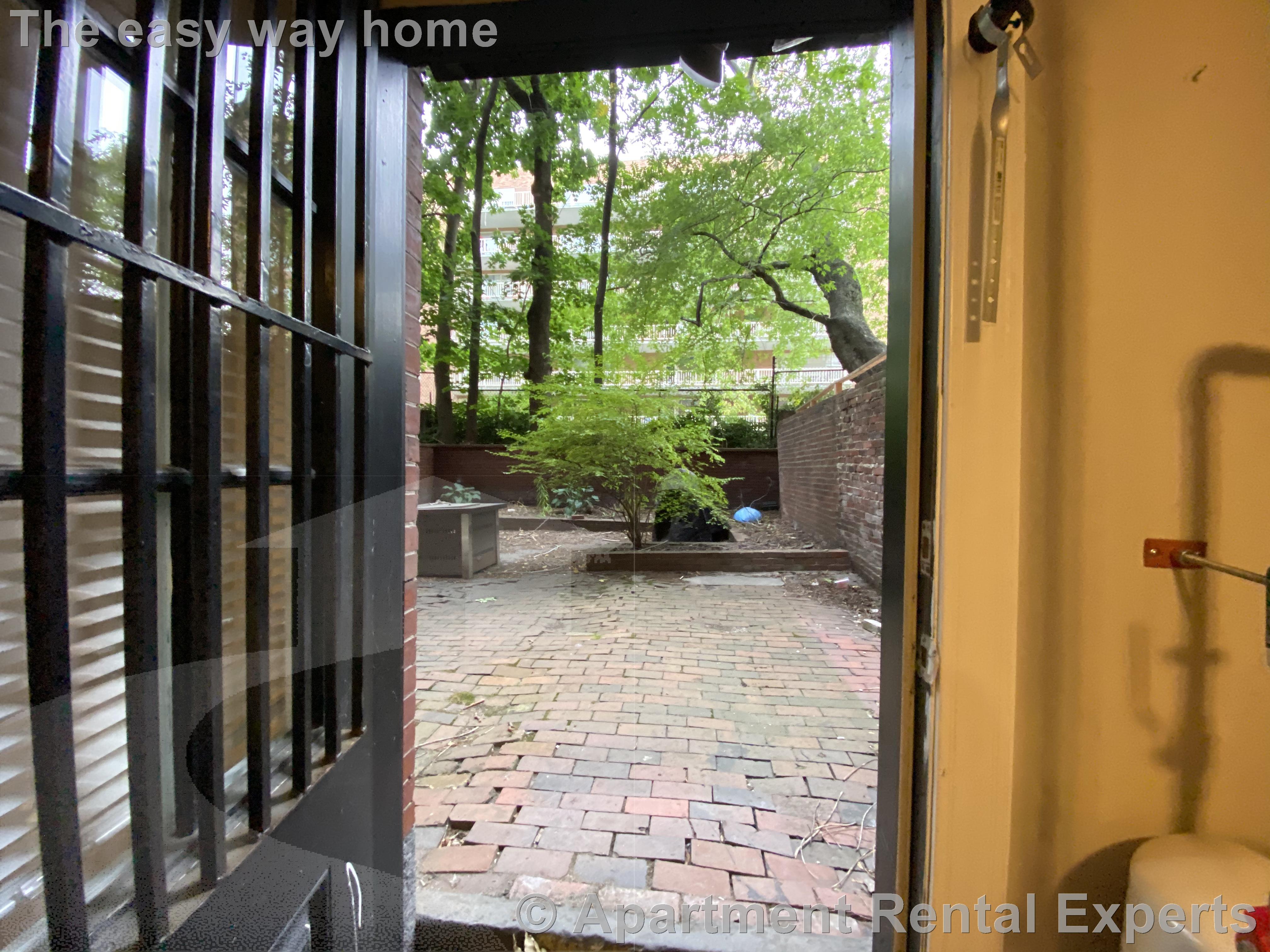 120 Charles St, Beacon Hill