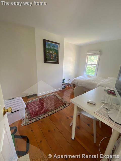 4 Cogswell Pl, Porter Square