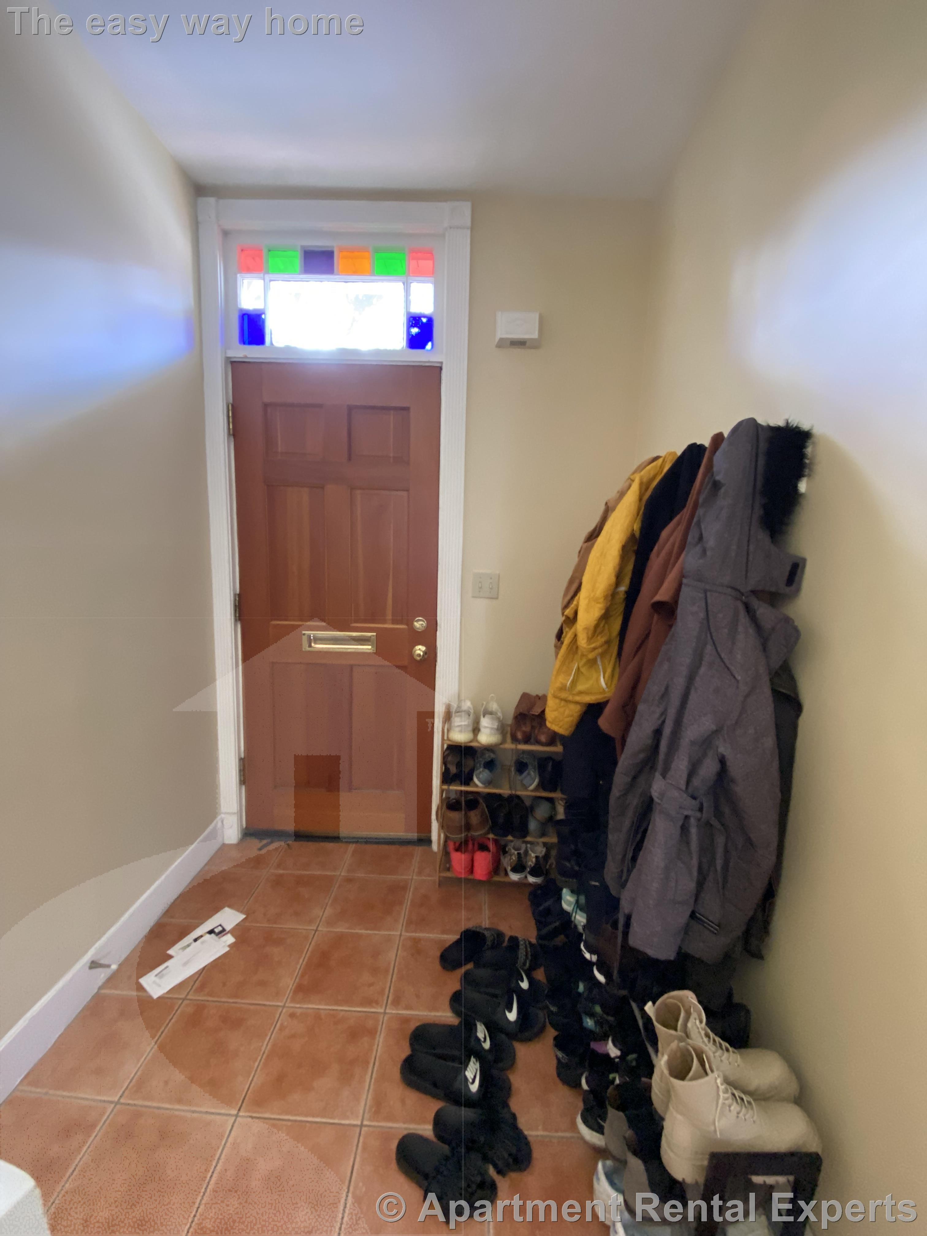 25 Watson, Central Square