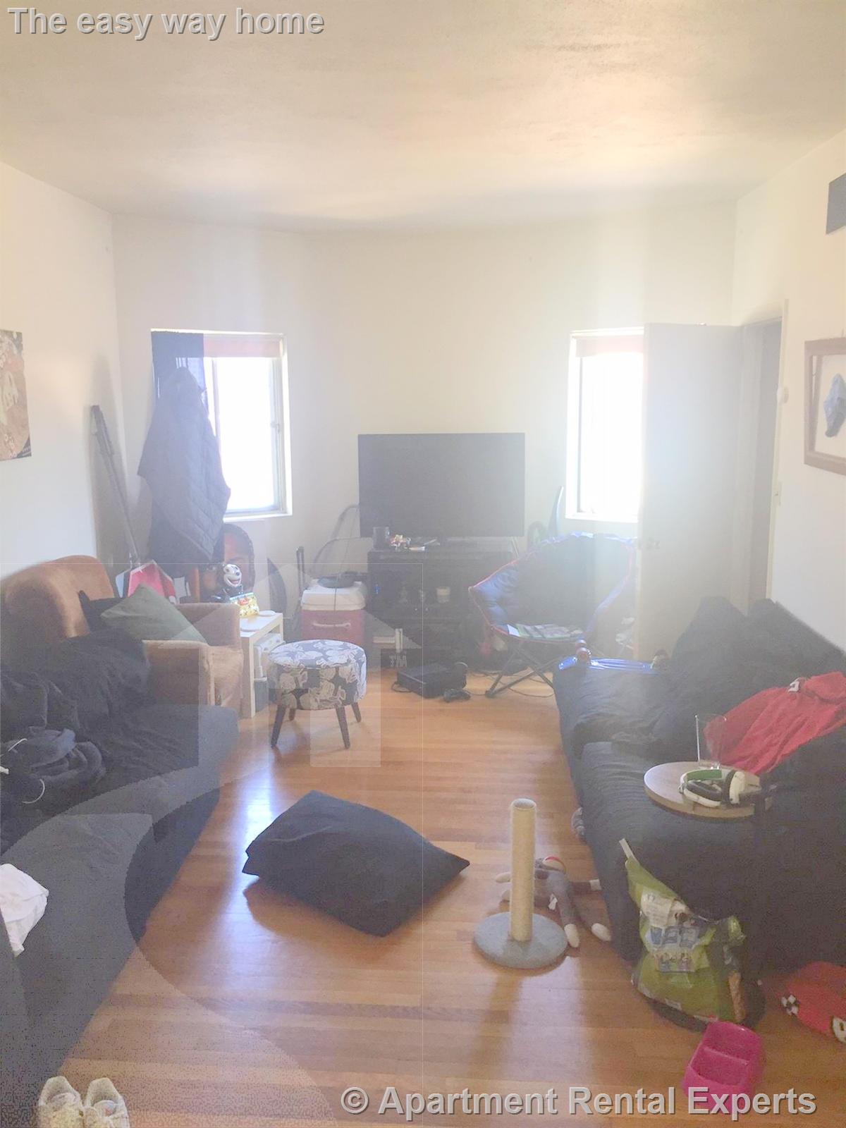 52 Bonair St, East Somerville