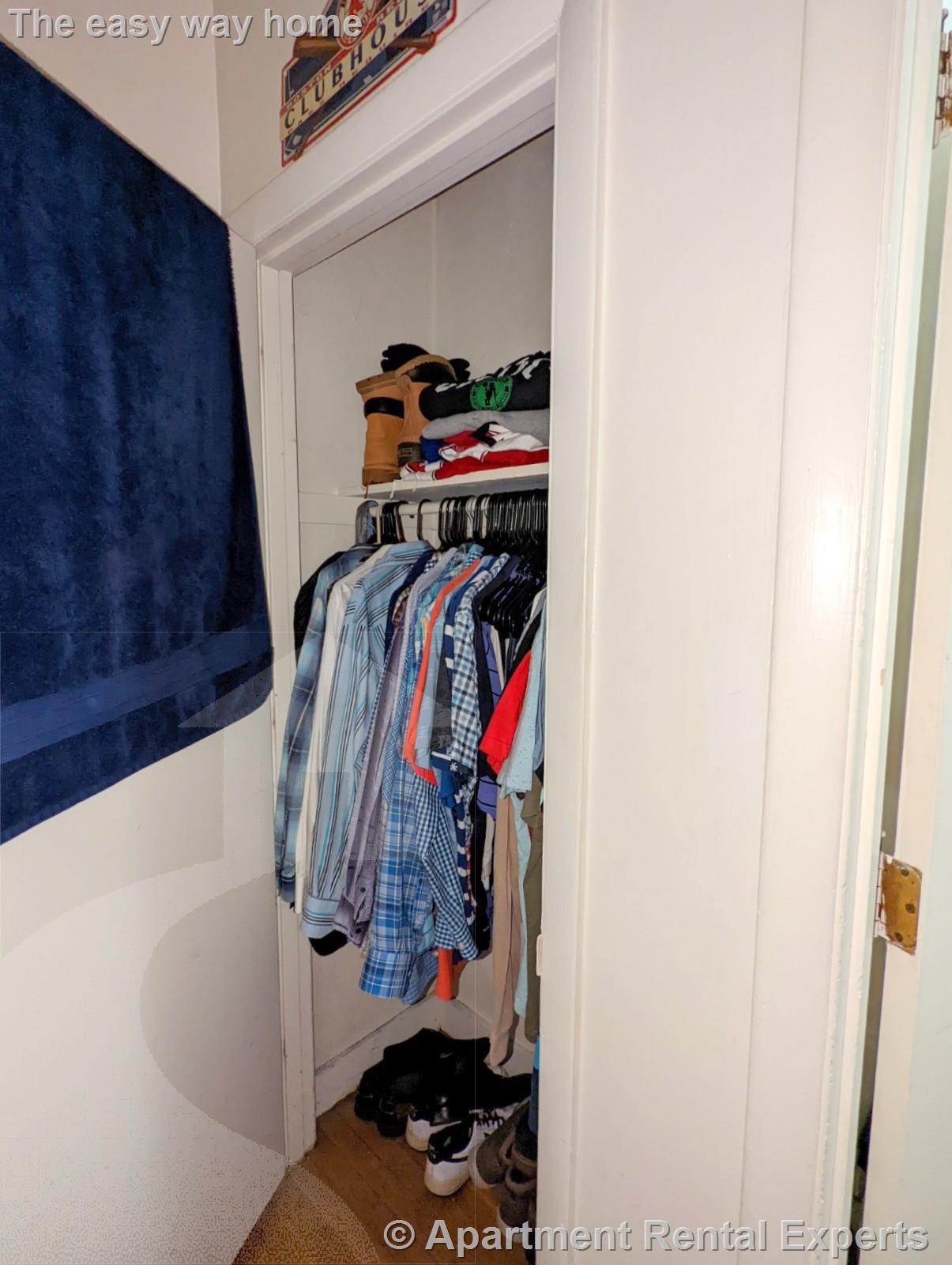 52 Bonair St, East Somerville