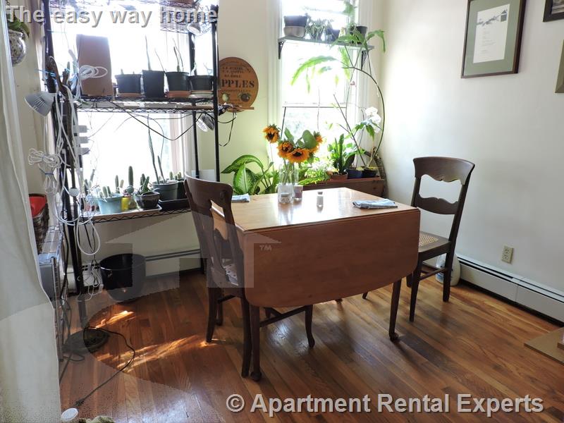 503 Franklin St, Central Square