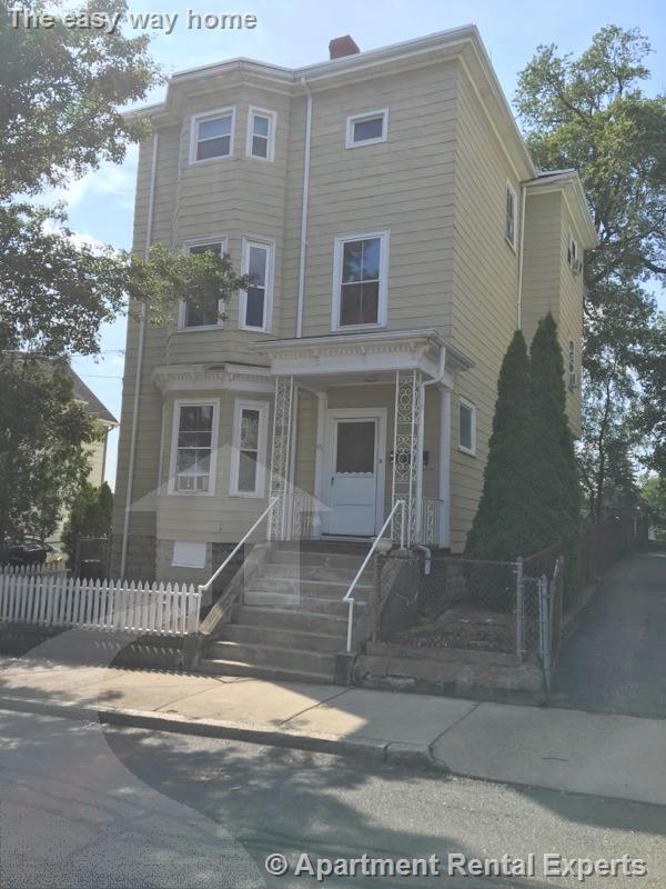 65 Clarendon Ave, Teele Square