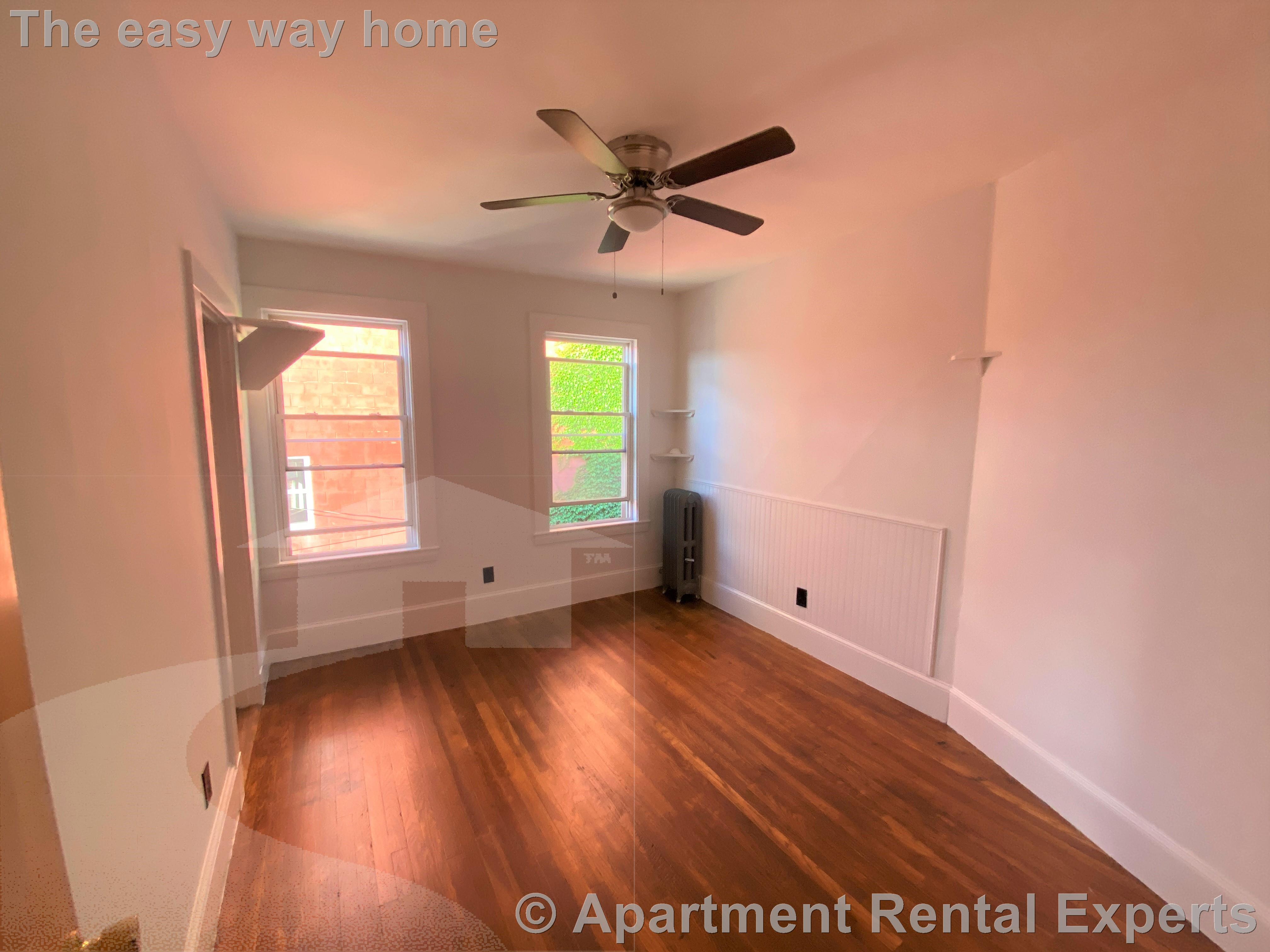 418 Washington St, Harvard Square