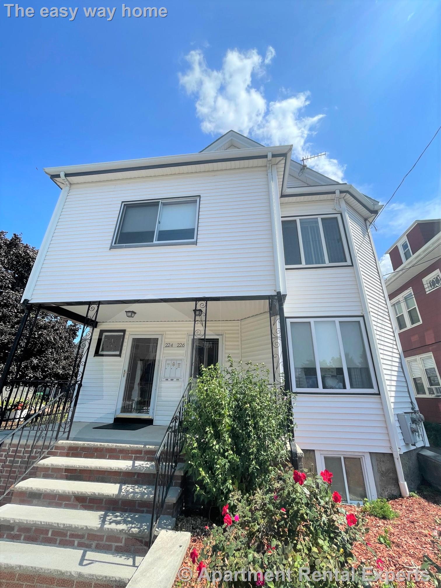 224 Harvard St, Tufts