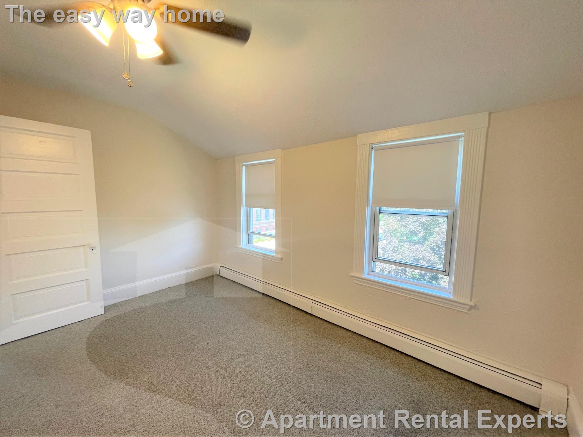 224 Harvard St, Tufts