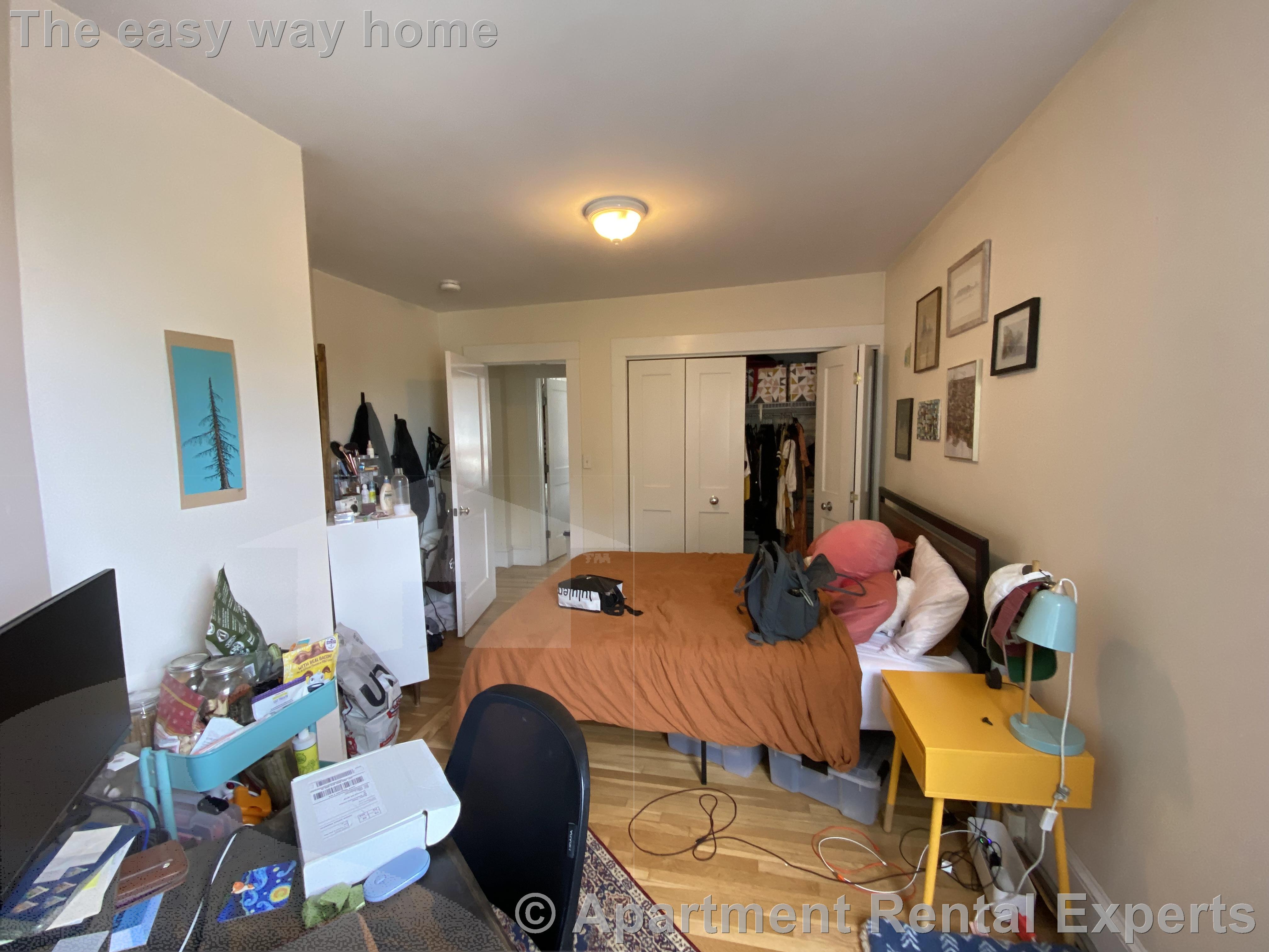 991 Massachusetts Ave, Harvard Square