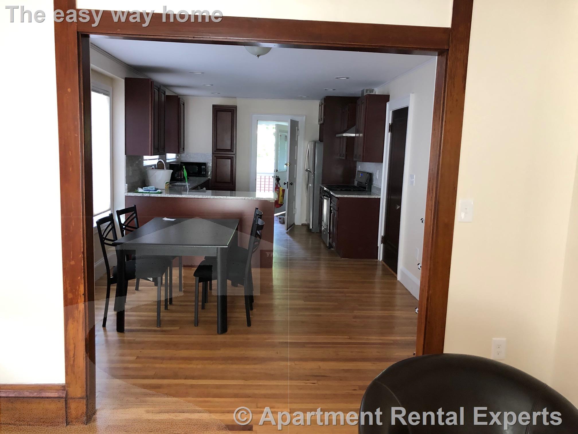 14 Netherlands Rd, Longwood