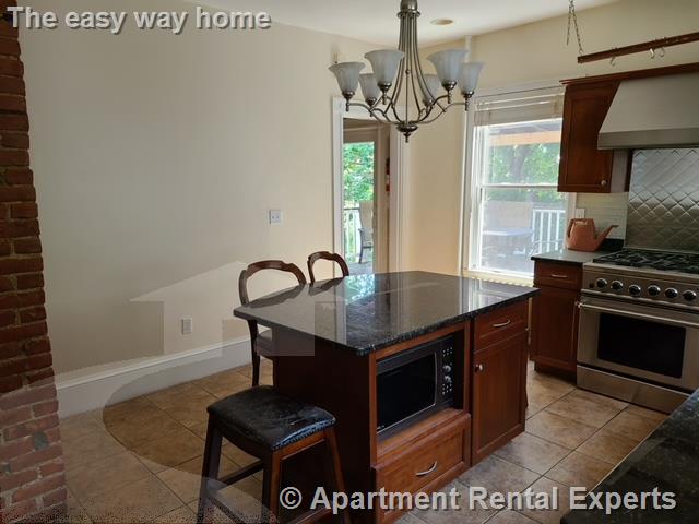 80 Bay State Ave, Davis Square