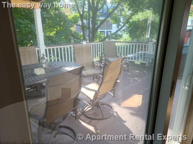 80 Bay State Ave, Davis Square