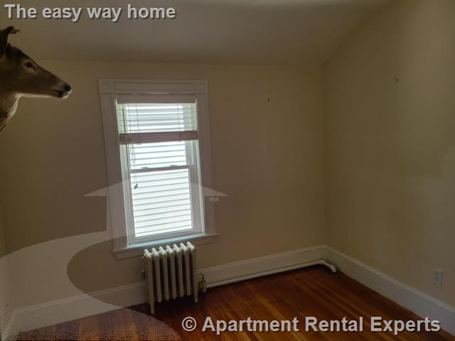 80 Bay State Ave, Davis Square