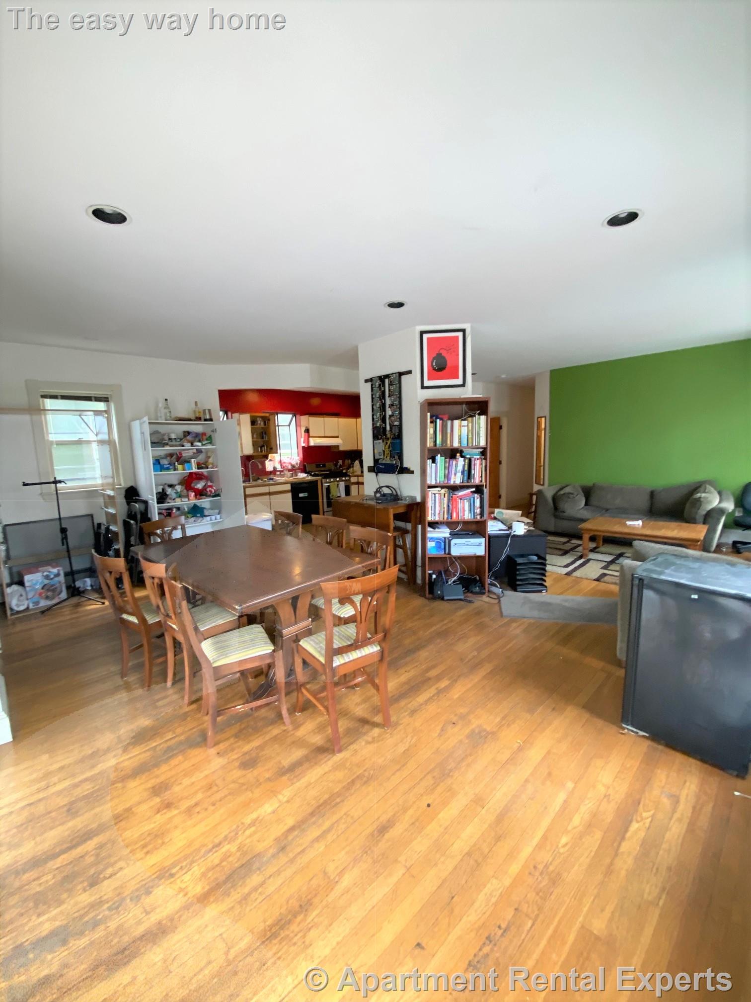 98 Hancock St, Central Square