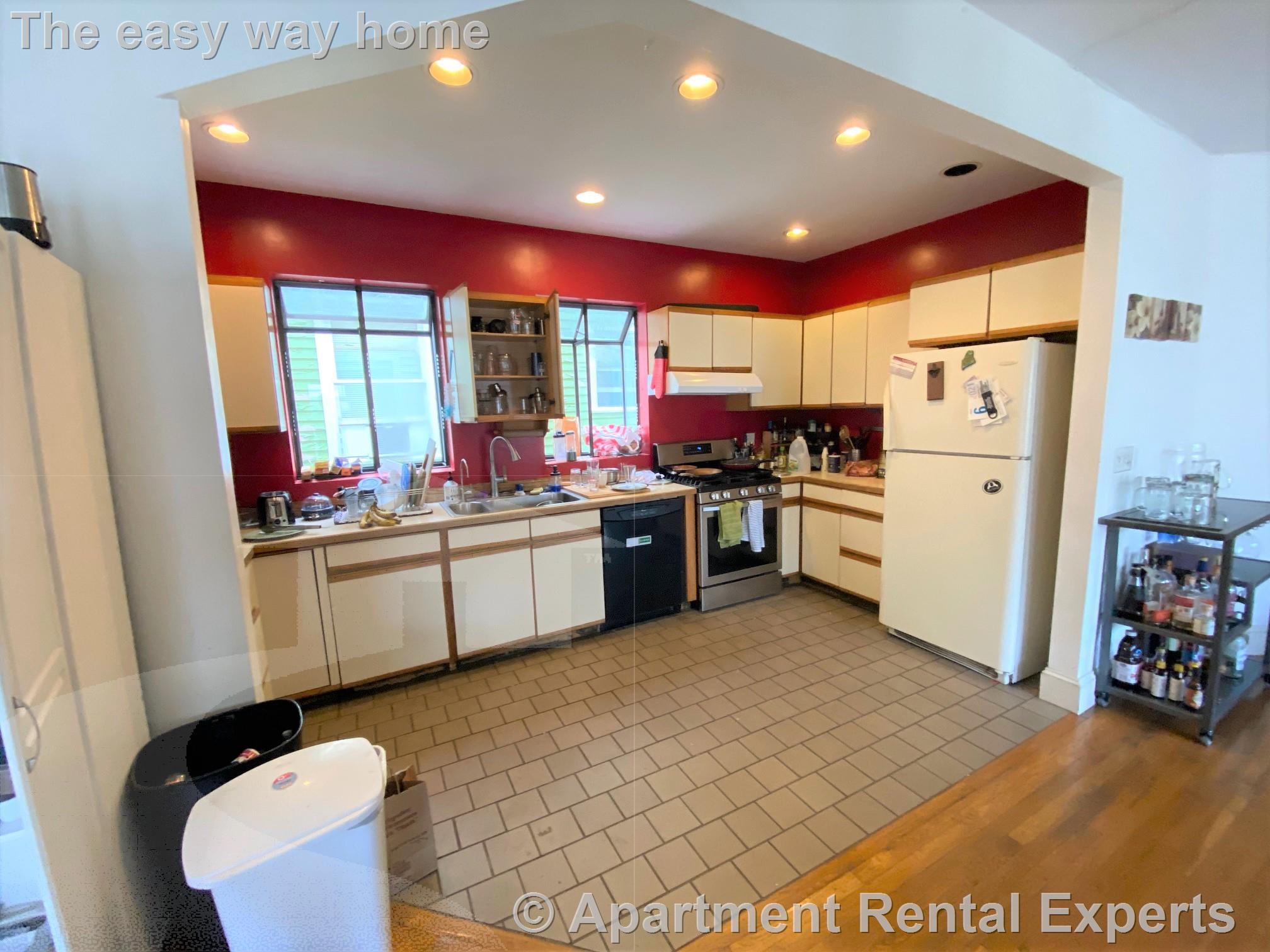 98 Hancock St, Central Square