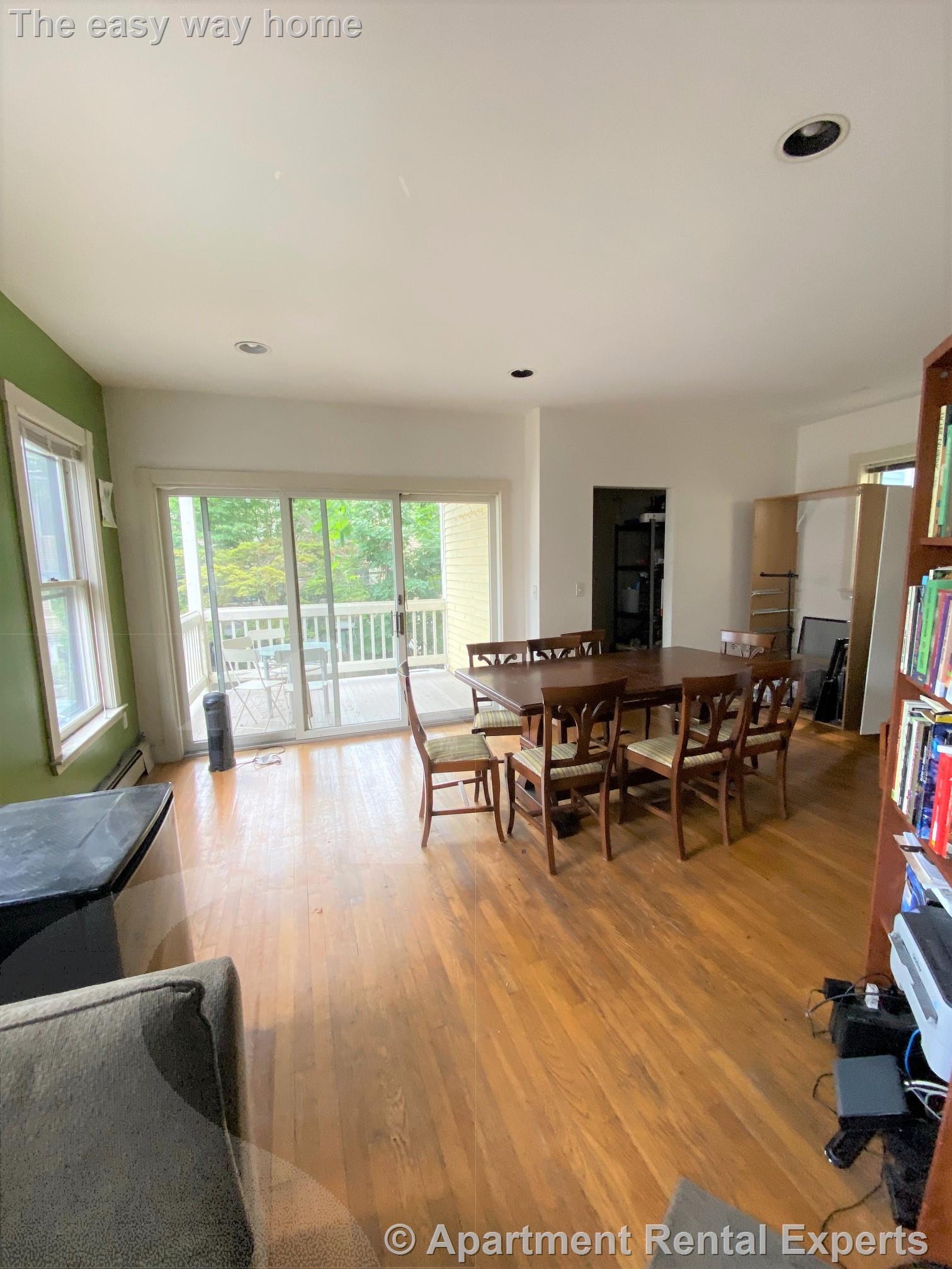 98 Hancock St, Central Square